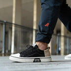 Retroglide - Men's Canvas Court Sneaker with Graphic Sole